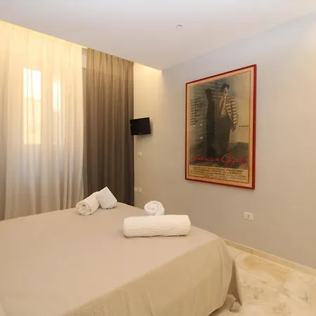 The House Of The Film * Σιένα